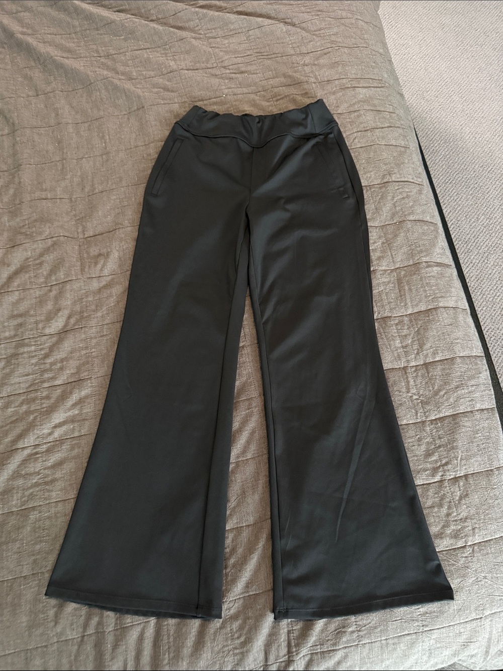 HALARA Black Wide-Leg Lounge Pants with Branded Tag